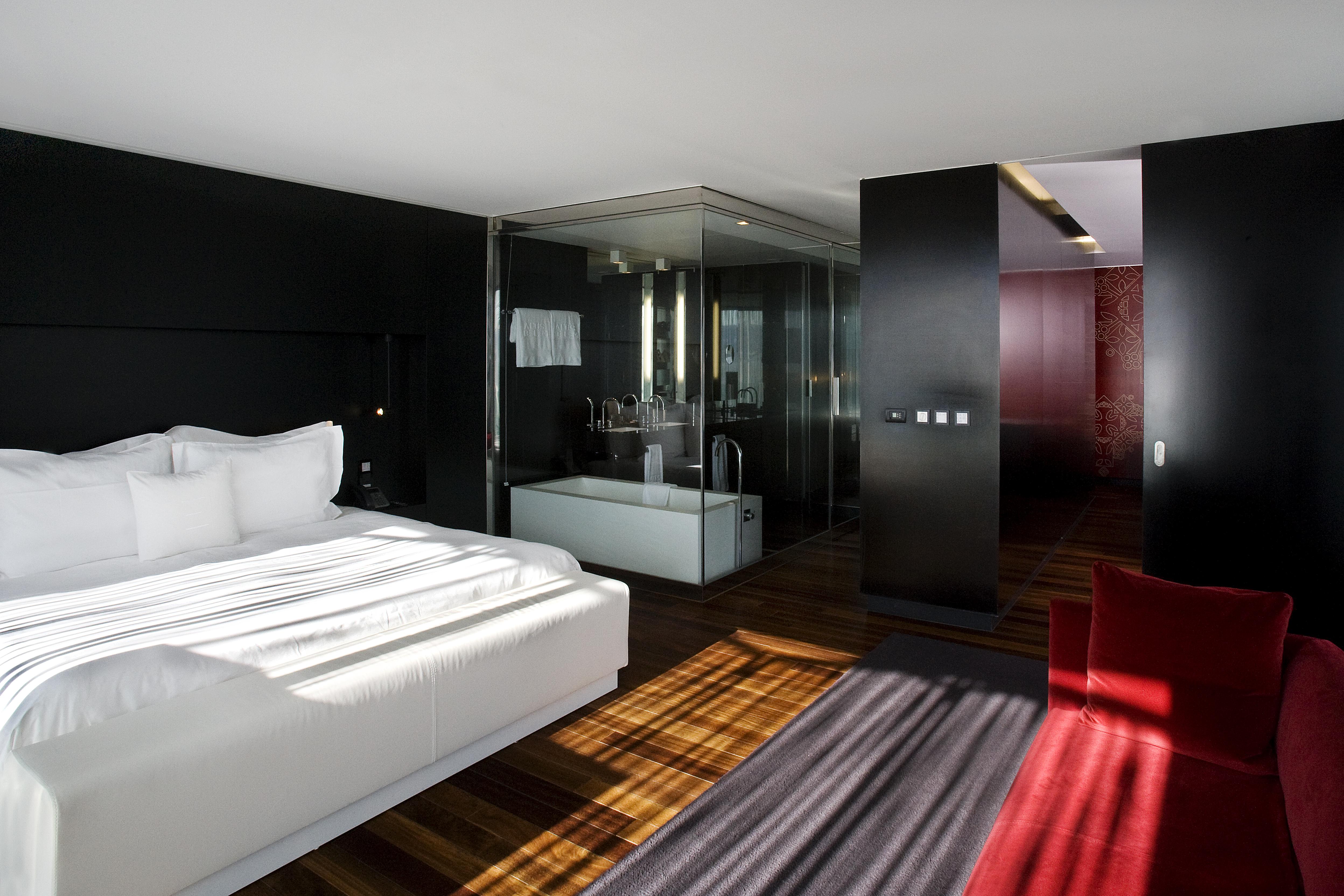 Altis Belem Hotel & Spa, A Member Of Design Hotels Lisbon Exterior photo A room at the Mandarin Oriental, Munich