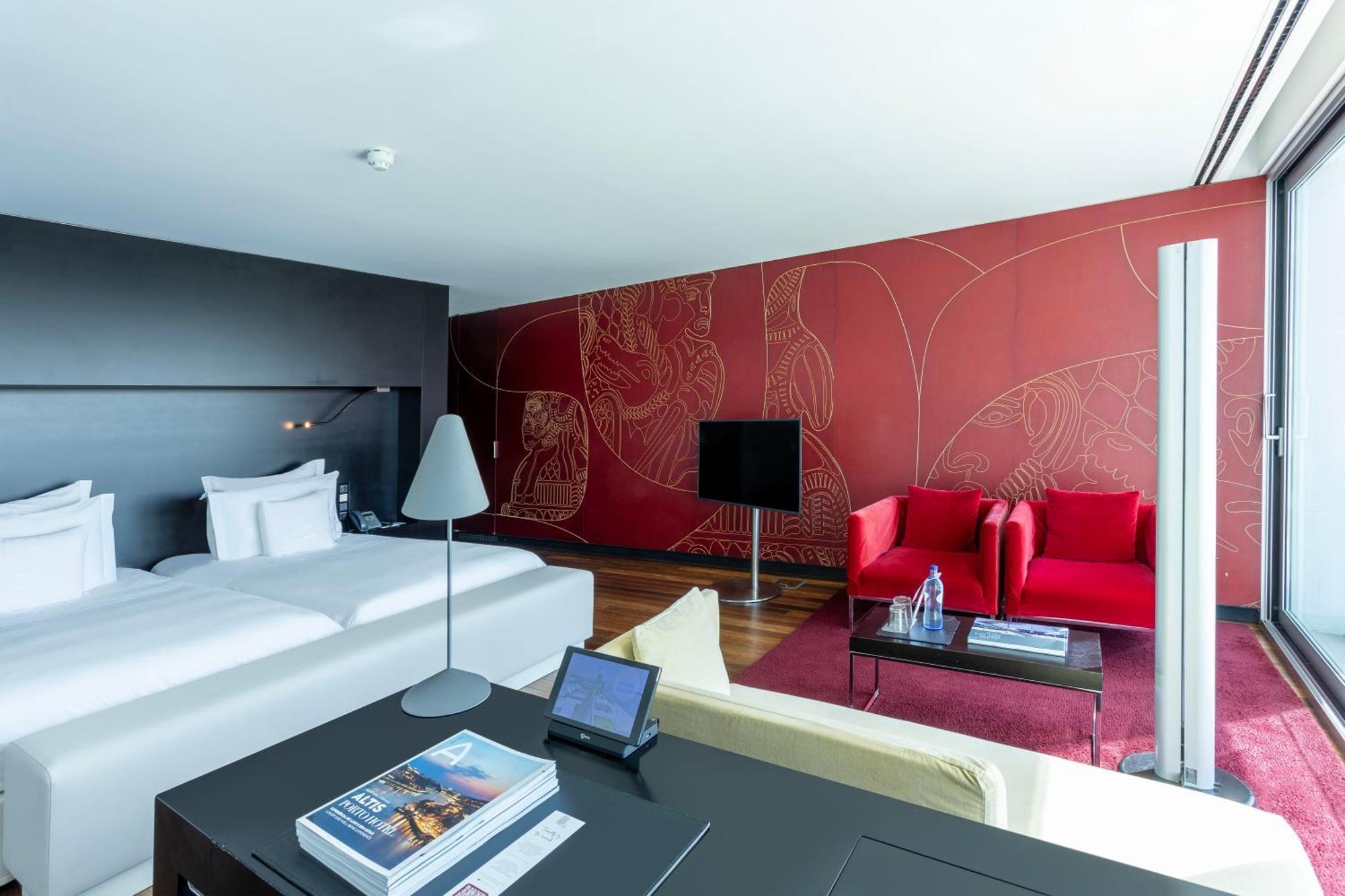 Altis Belem Hotel & Spa, A Member Of Design Hotels Lisbon Exterior photo