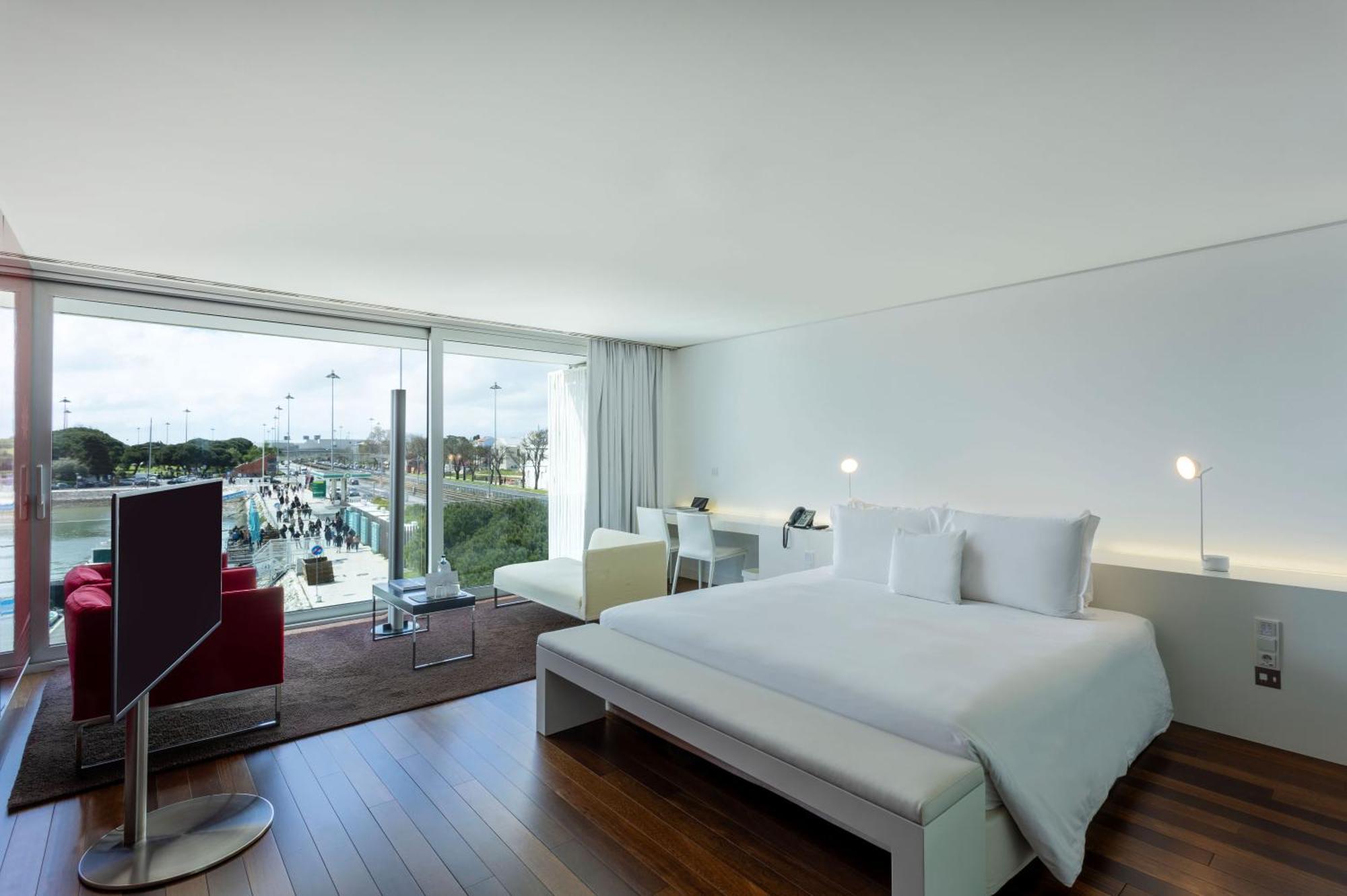 Altis Belem Hotel & Spa, A Member Of Design Hotels Lisbon Room photo